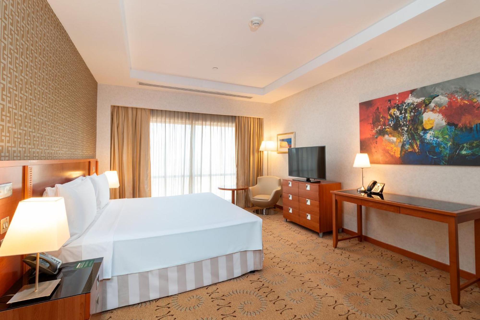Holiday Inn Kuwait By Ihg Kuwait City Exterior foto